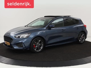 Hoofdafbeelding Ford Focus Ford Focus 1.0 EcoBoost Hybrid ST Line X | Panoramadak |  Head-Up | Stoel & stuurverwarming | Camera | Navigatie | Full LED | Keyless | Digital Cockpit