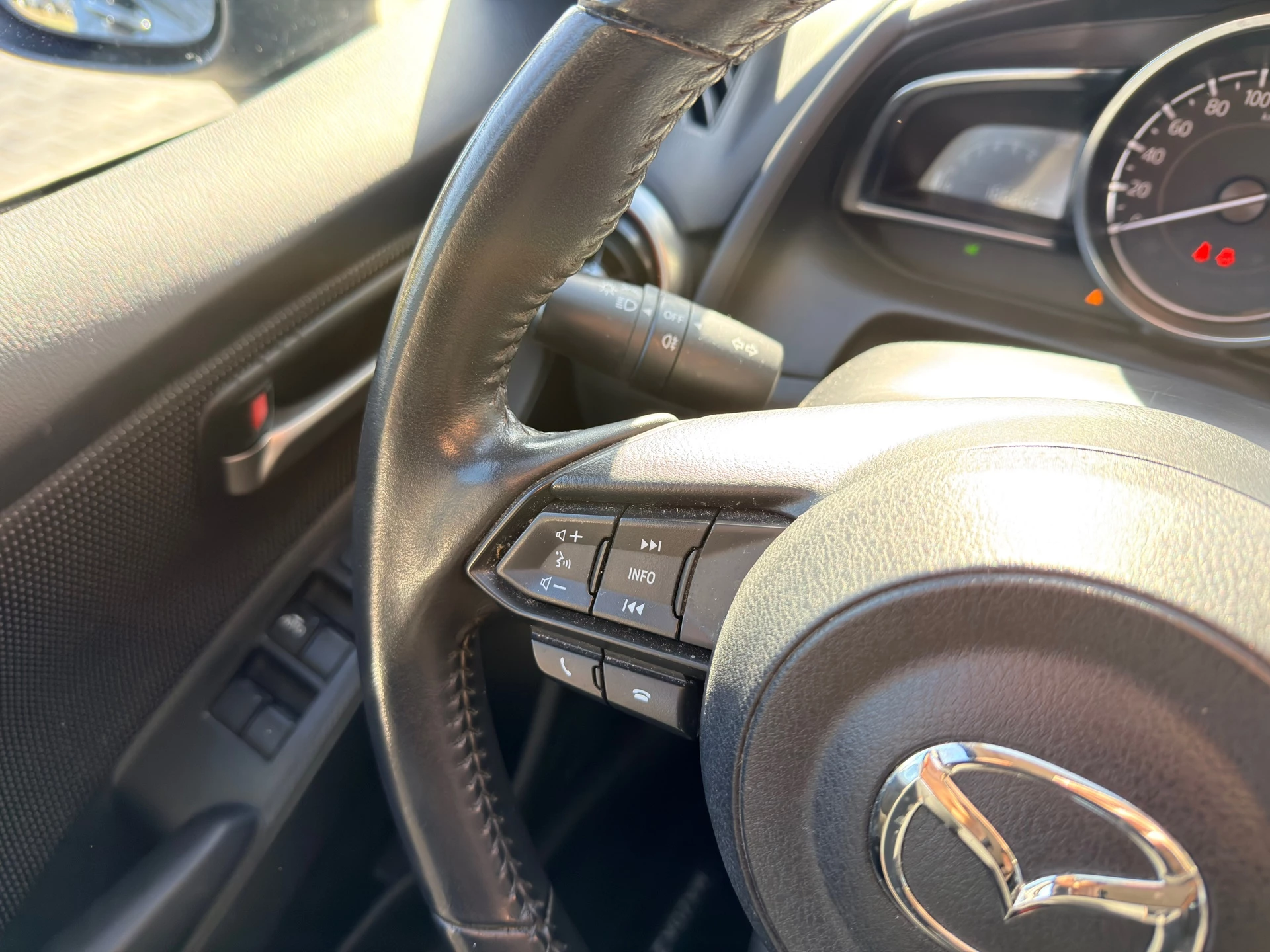 Hoofdafbeelding Mazda 2