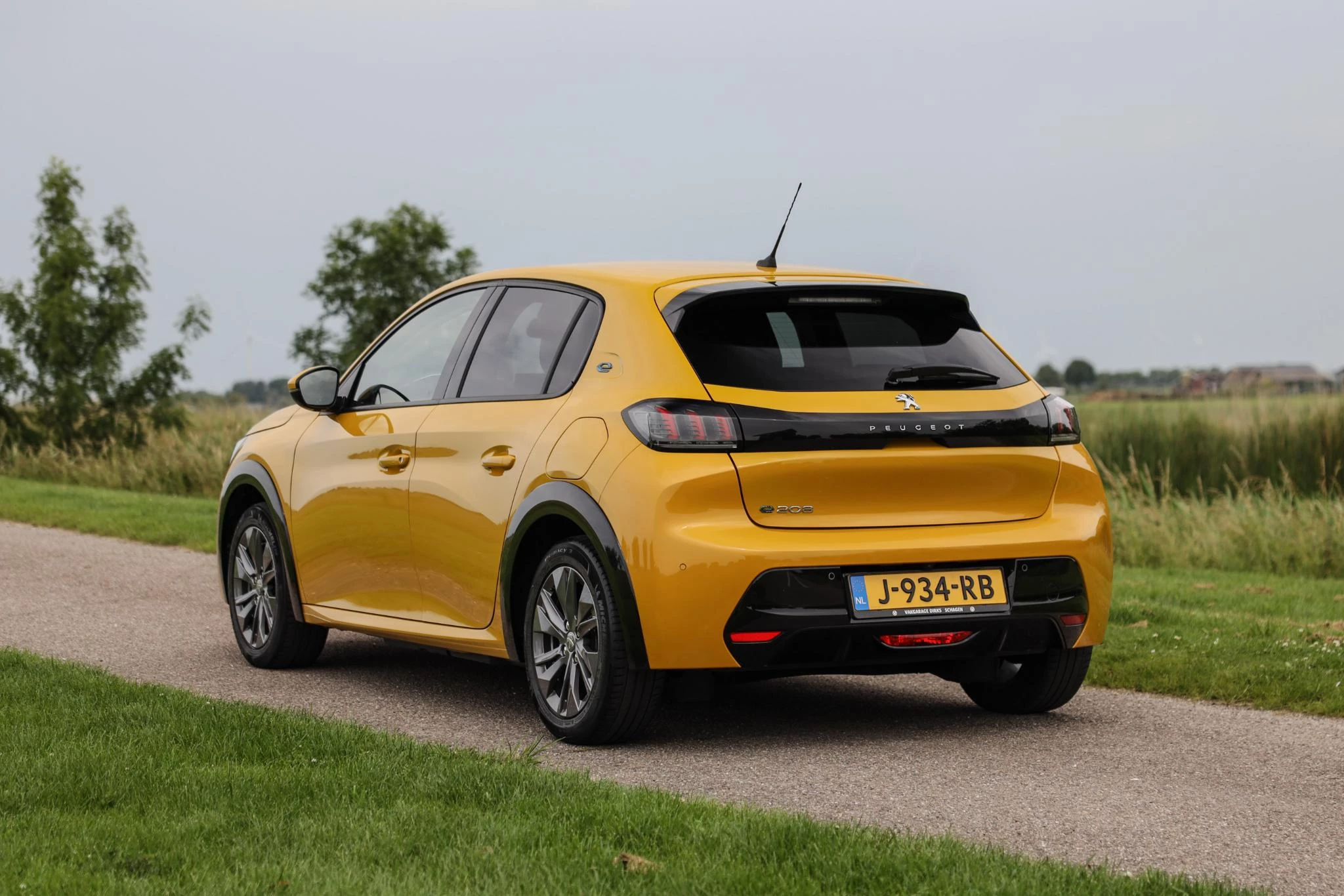 Hoofdafbeelding Peugeot e-208