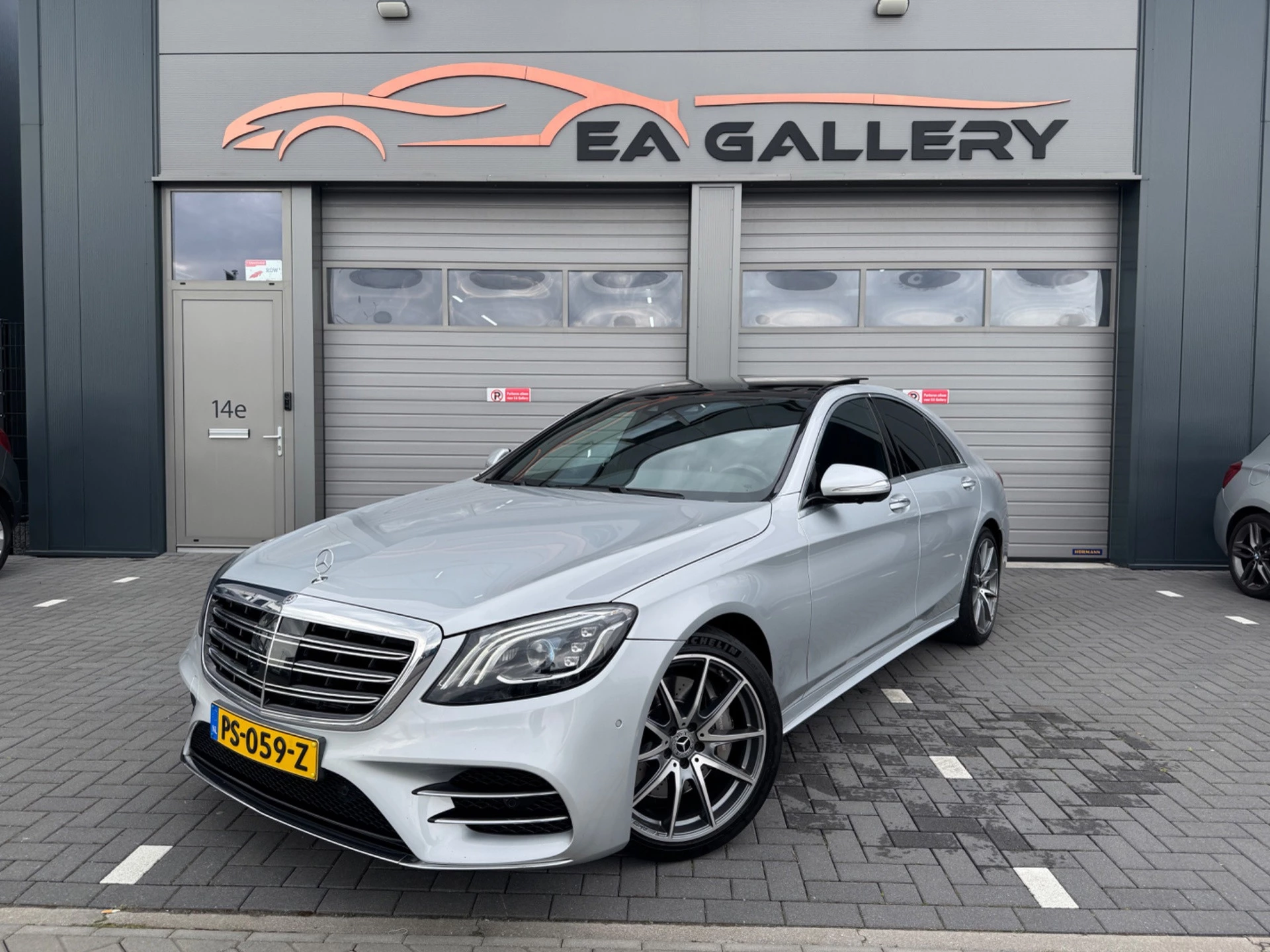 Hoofdafbeelding Mercedes-Benz S-Klasse
