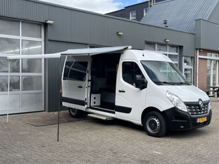 Renault Master T35 2.3 dCi L2H2 18128 km origineel!! BTW vrij!! Ideaal voor camper ombouw!! Airco Cruise controle Geïsoleerd Navigatie Luifel ruiten rondom Ex overheid  1e eigenaar