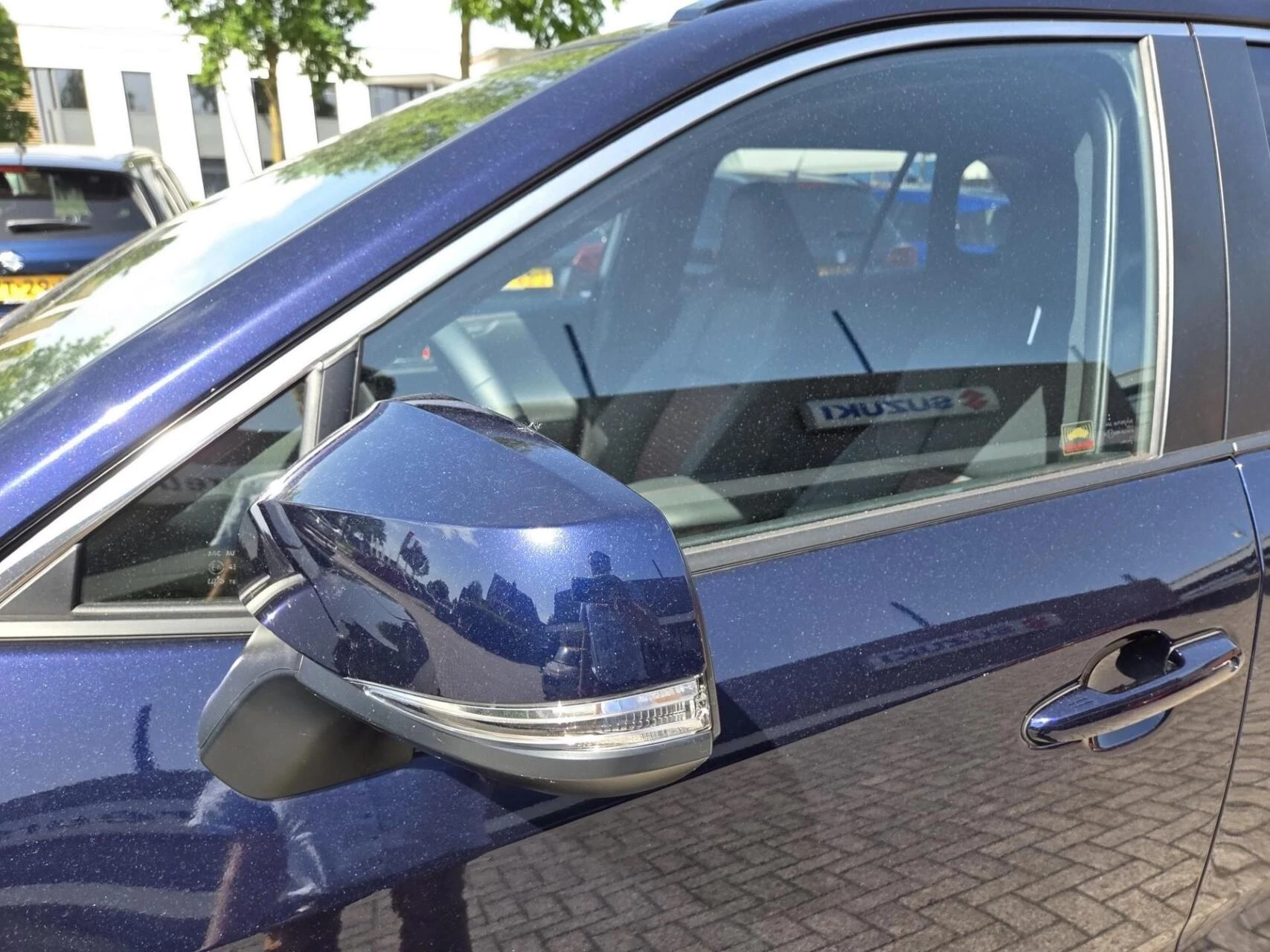 Hoofdafbeelding Suzuki Across