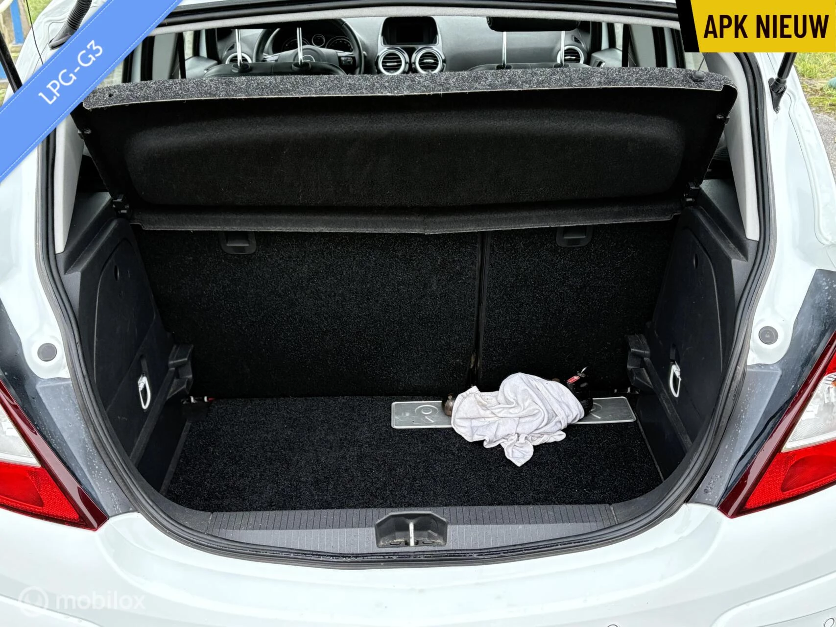Hoofdafbeelding Opel Corsa