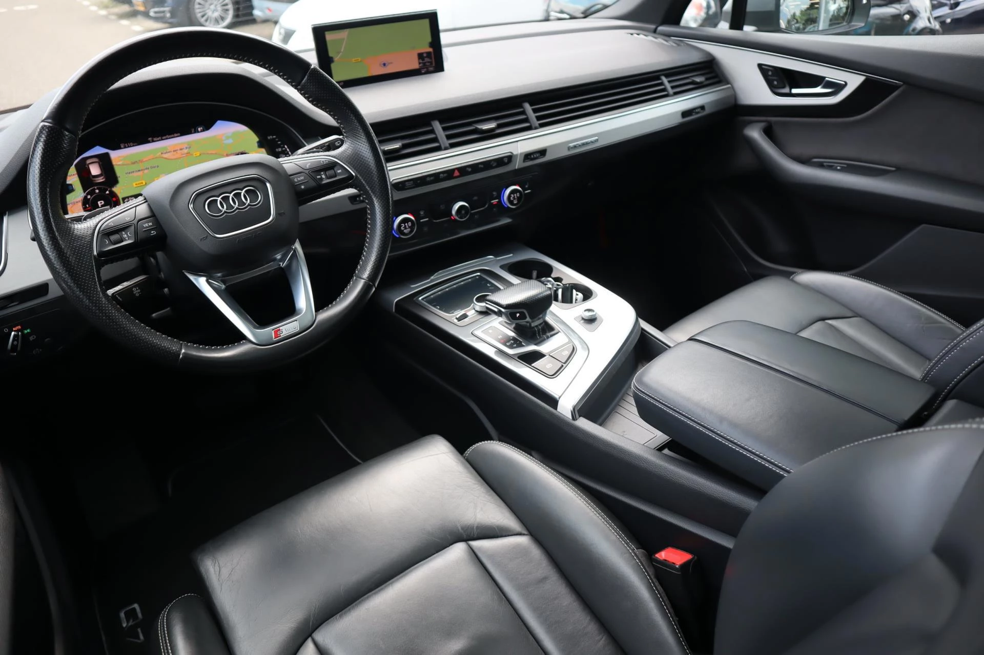 Hoofdafbeelding Audi Q7