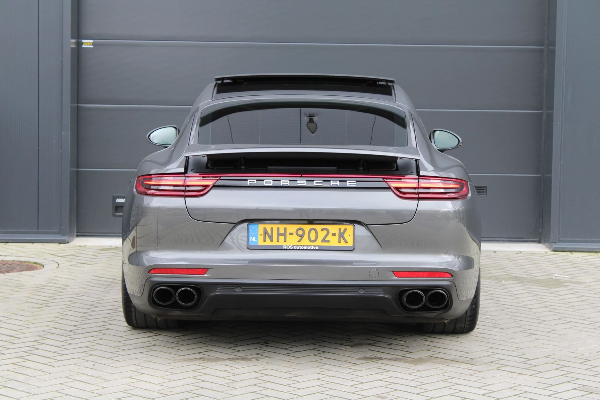 Hoofdafbeelding Porsche Panamera