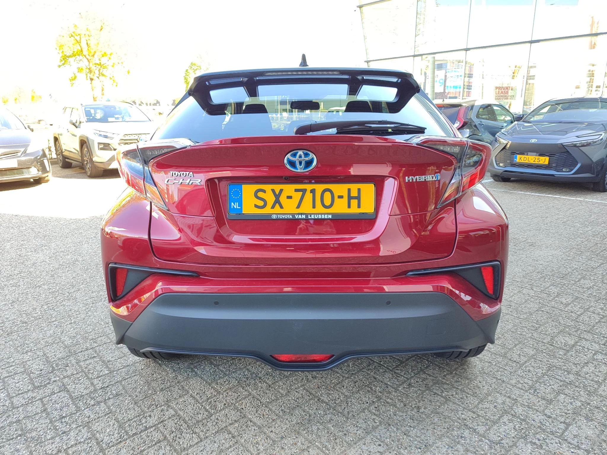 Hoofdafbeelding Toyota C-HR
