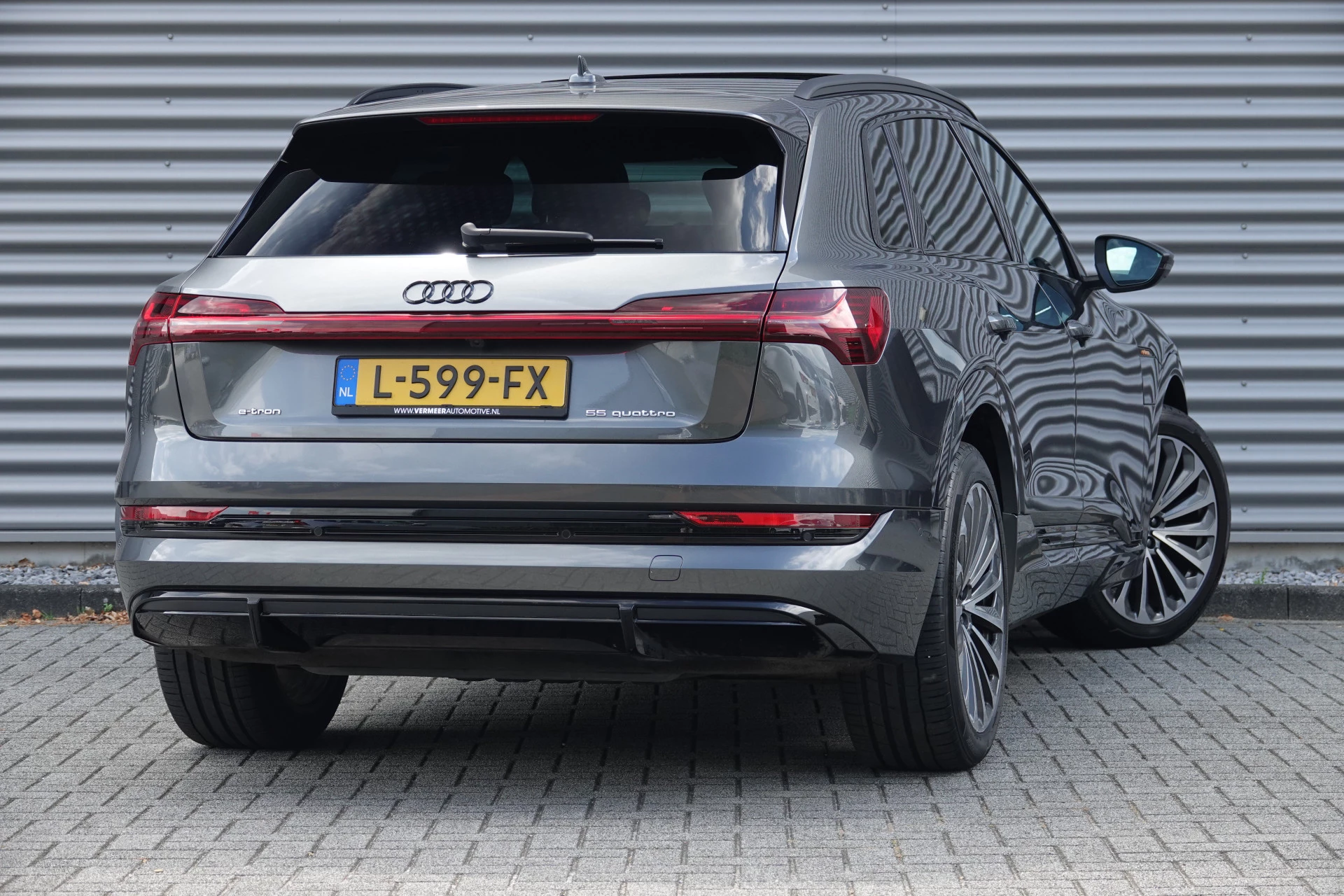 Hoofdafbeelding Audi e-tron