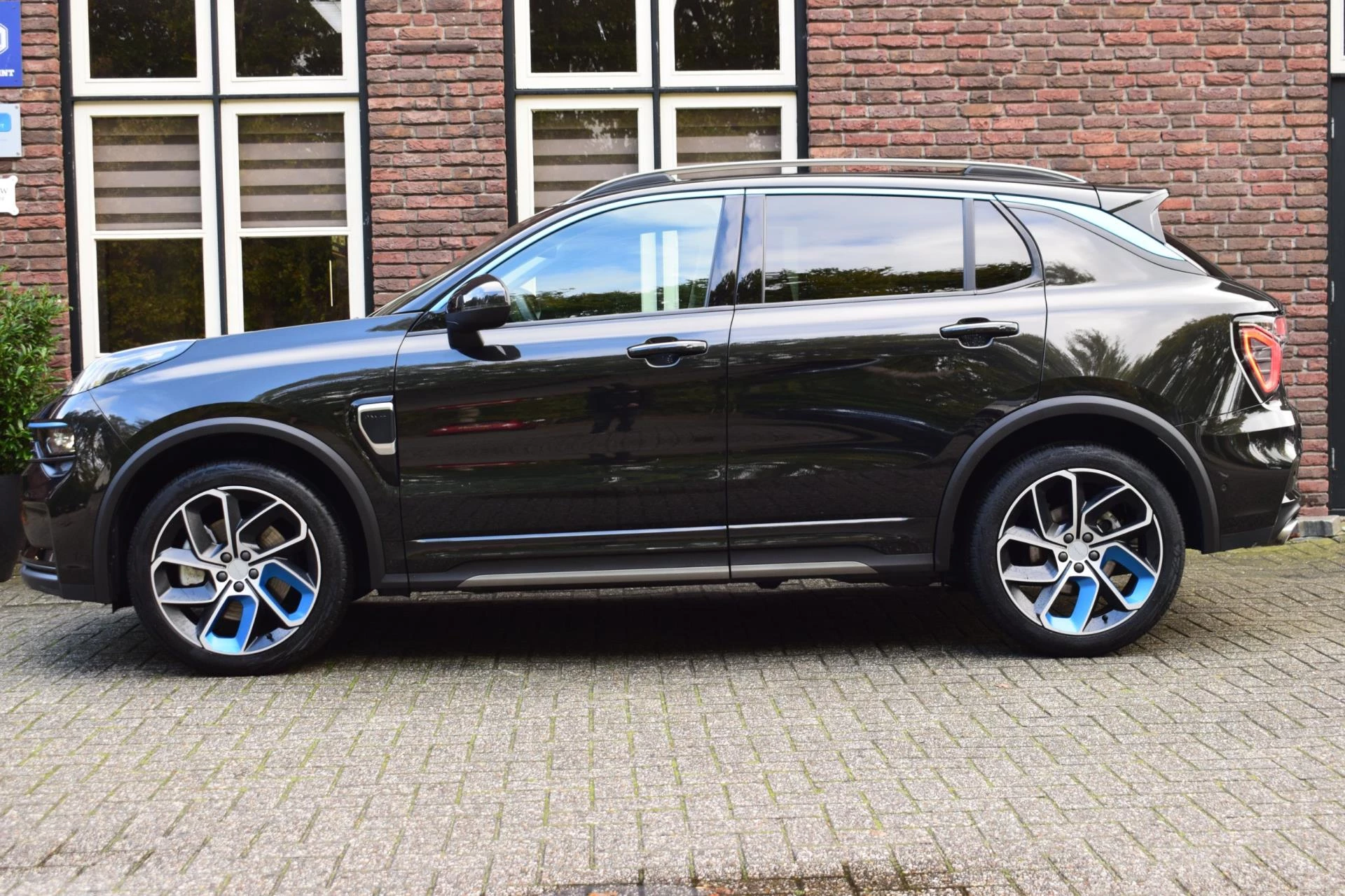 Hoofdafbeelding Lynk & Co 01