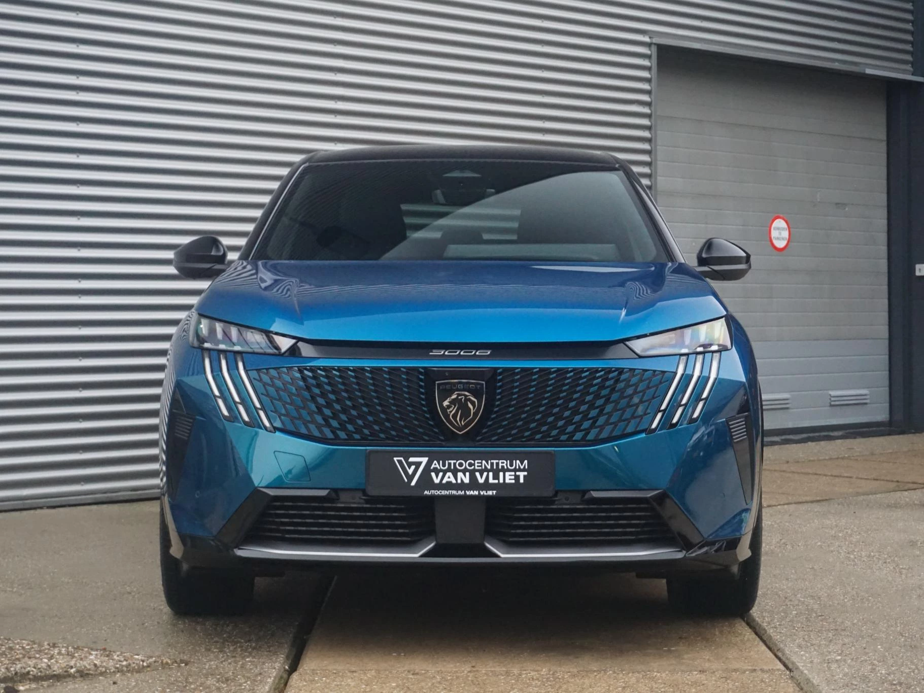 Hoofdafbeelding Peugeot e-3008