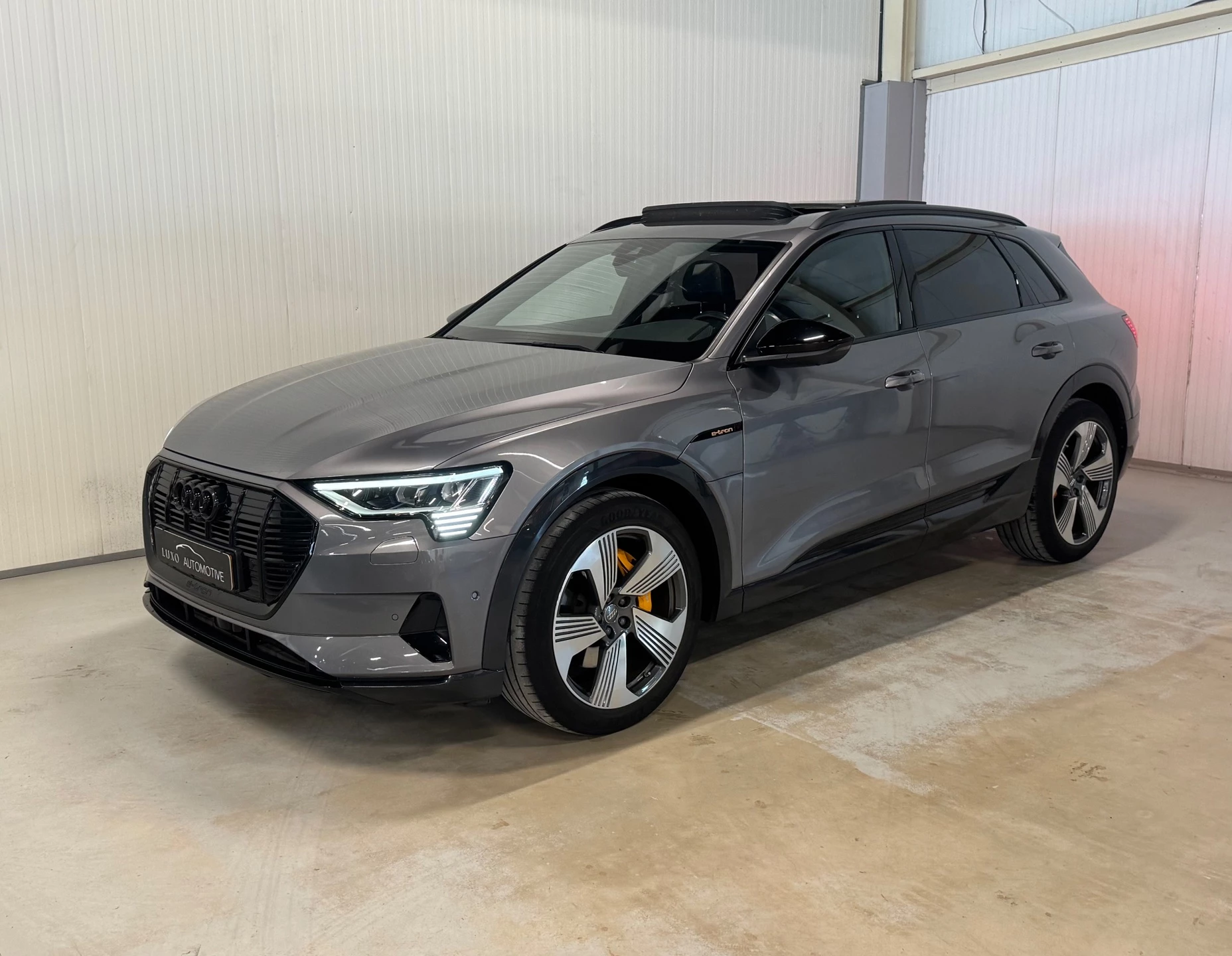 Hoofdafbeelding Audi e-tron