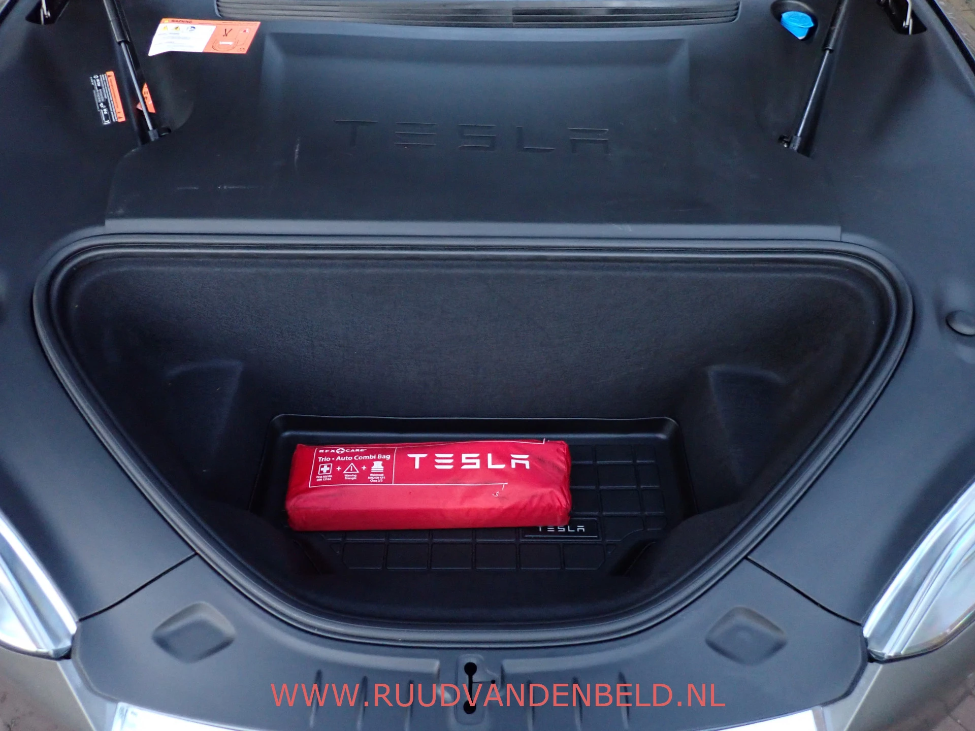 Hoofdafbeelding Tesla Model S