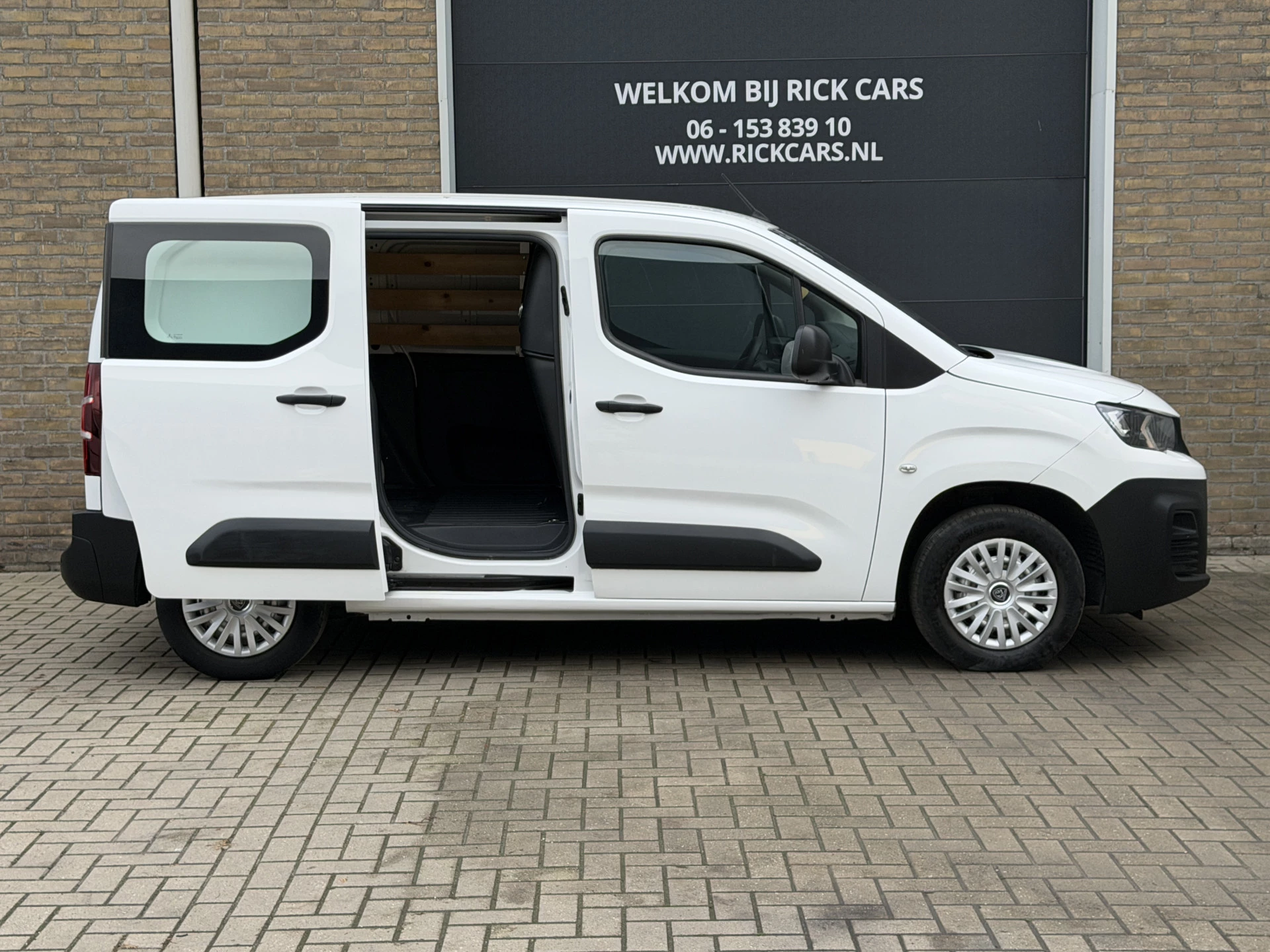 Hoofdafbeelding Peugeot Partner