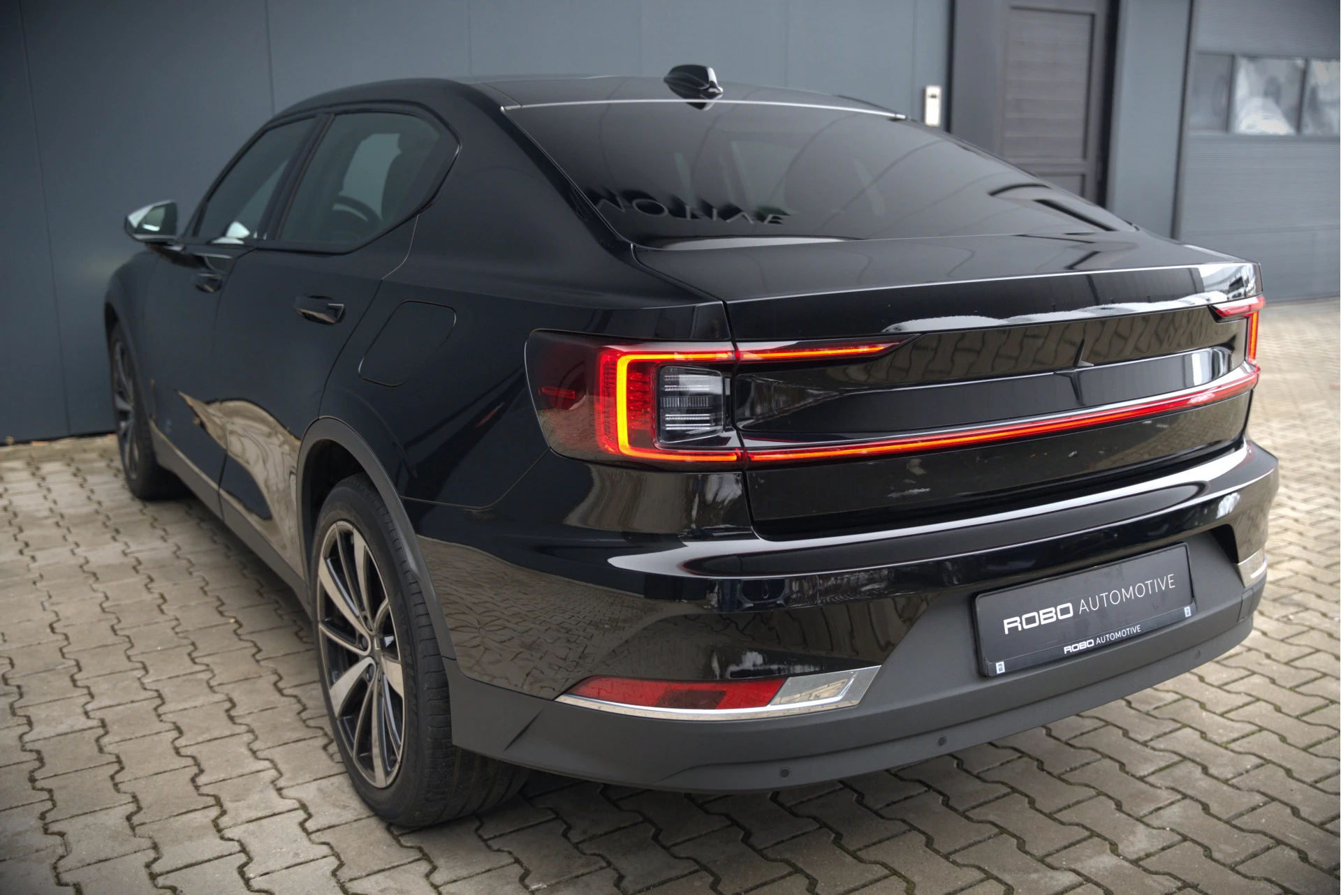 Hoofdafbeelding Polestar 2