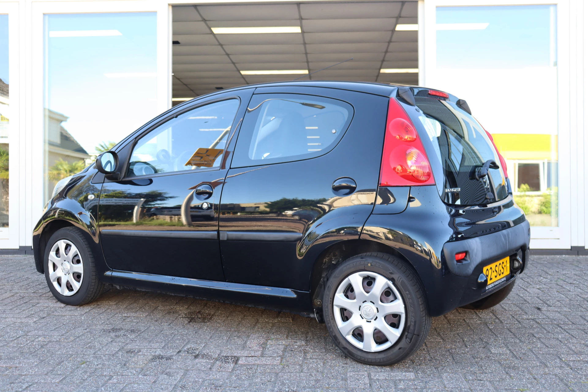 Hoofdafbeelding Peugeot 107