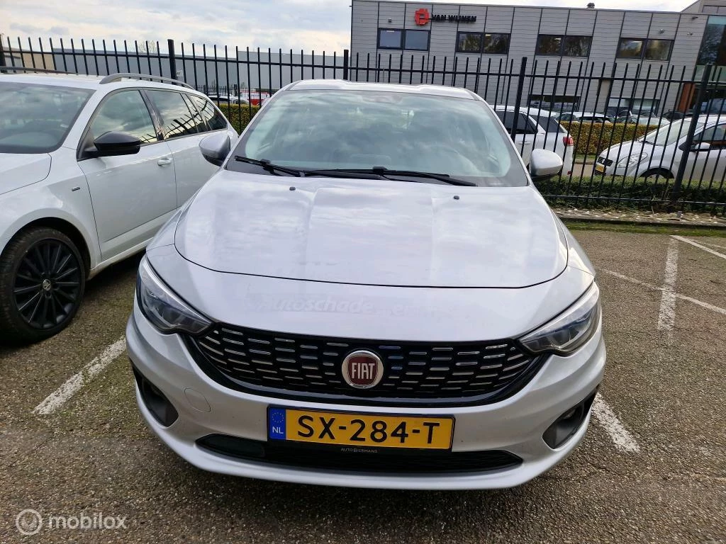 Hoofdafbeelding Fiat Tipo