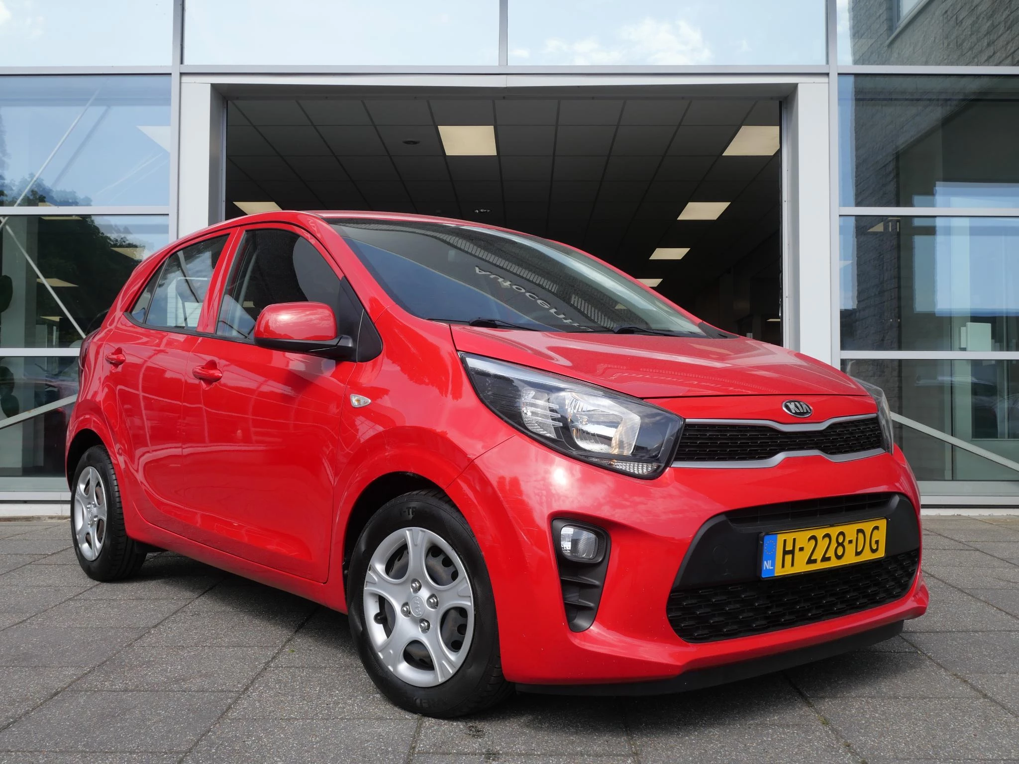 Hoofdafbeelding Kia Picanto
