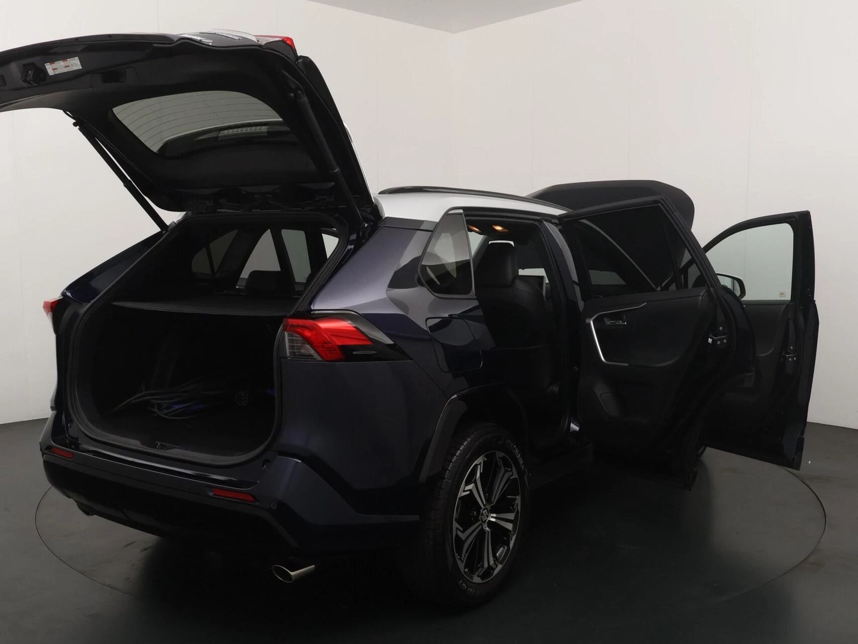 Hoofdafbeelding Suzuki Across