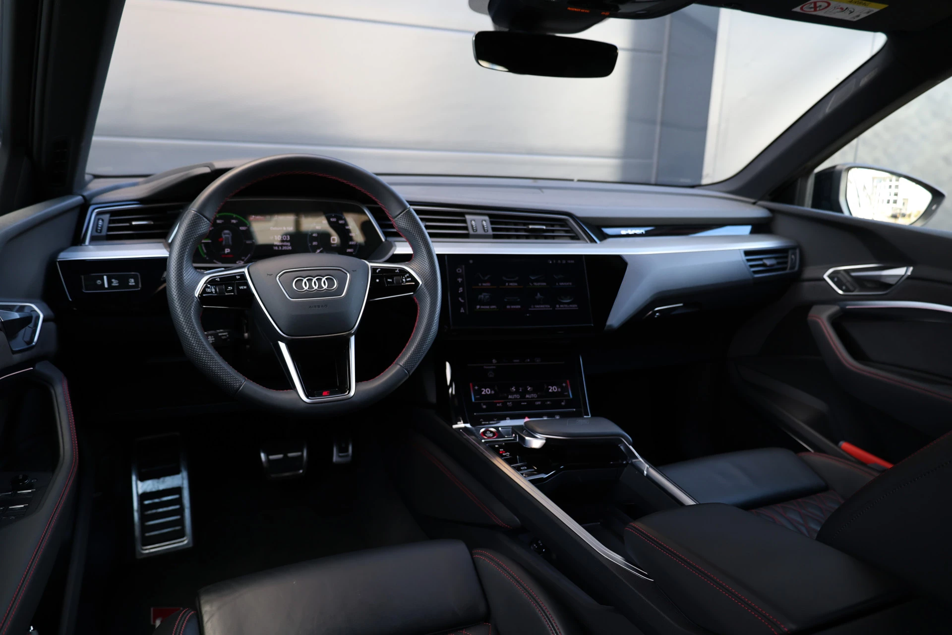 Hoofdafbeelding Audi Q8 e-tron