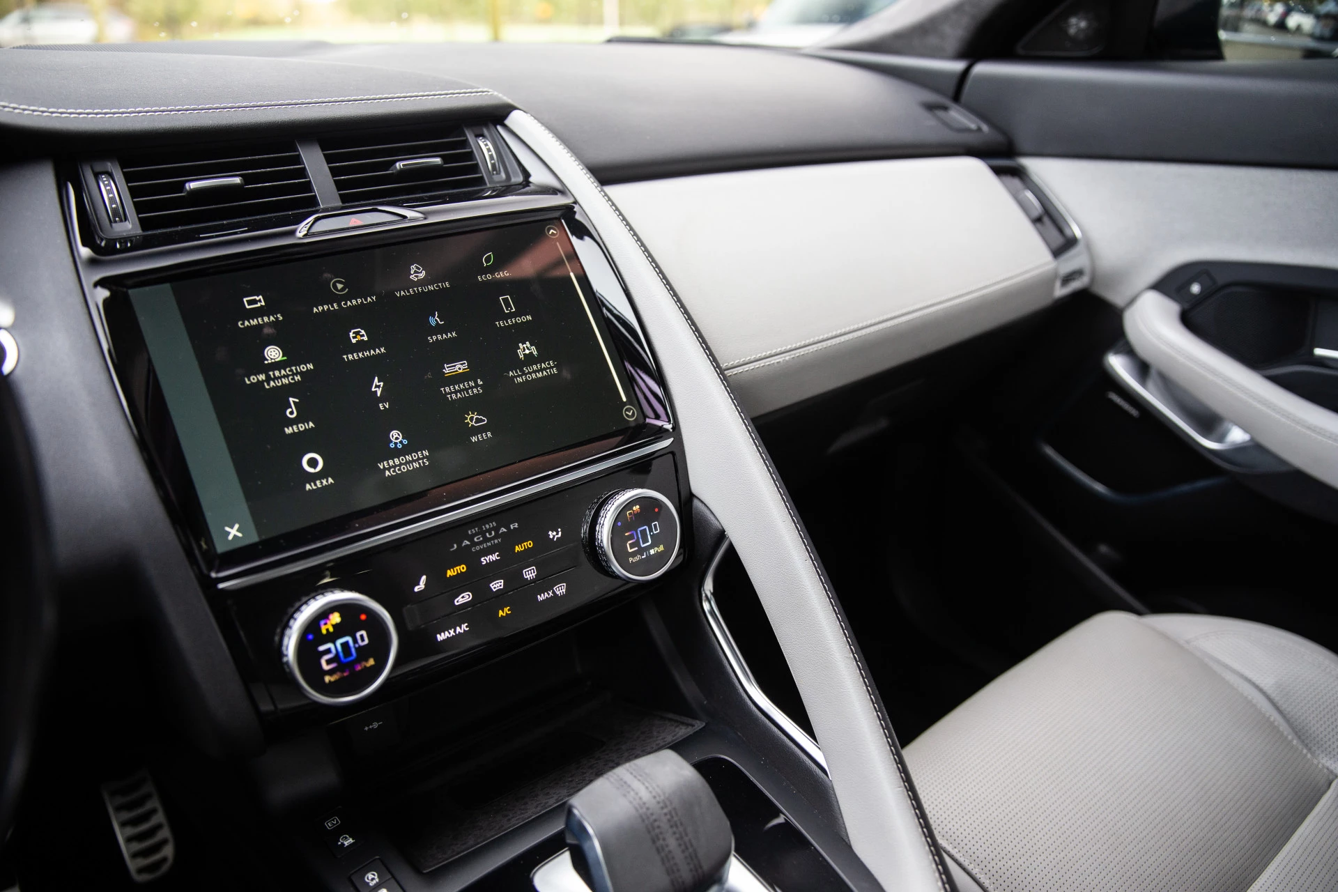 Hoofdafbeelding Jaguar E-PACE