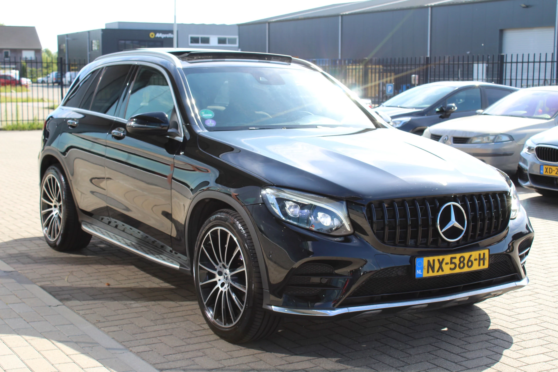 Hoofdafbeelding Mercedes-Benz GLC