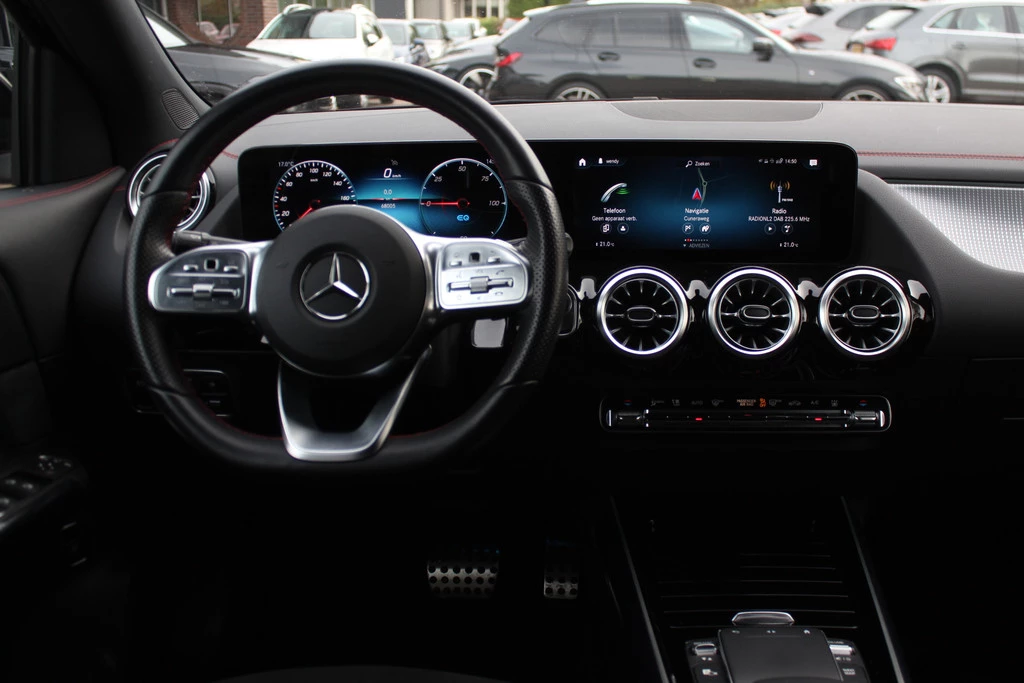 Hoofdafbeelding Mercedes-Benz EQA
