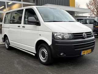 Hoofdafbeelding Volkswagen Transporter Volkswagen Transporter Kombi 2.0 TDI DSG Automaat L1H1 BTW en BPM vrij Airco Cruise control Trekhaak PDC 1e eigenaar Euro 5 Combi Personenbus Passenger Groepsvervoer Taxi