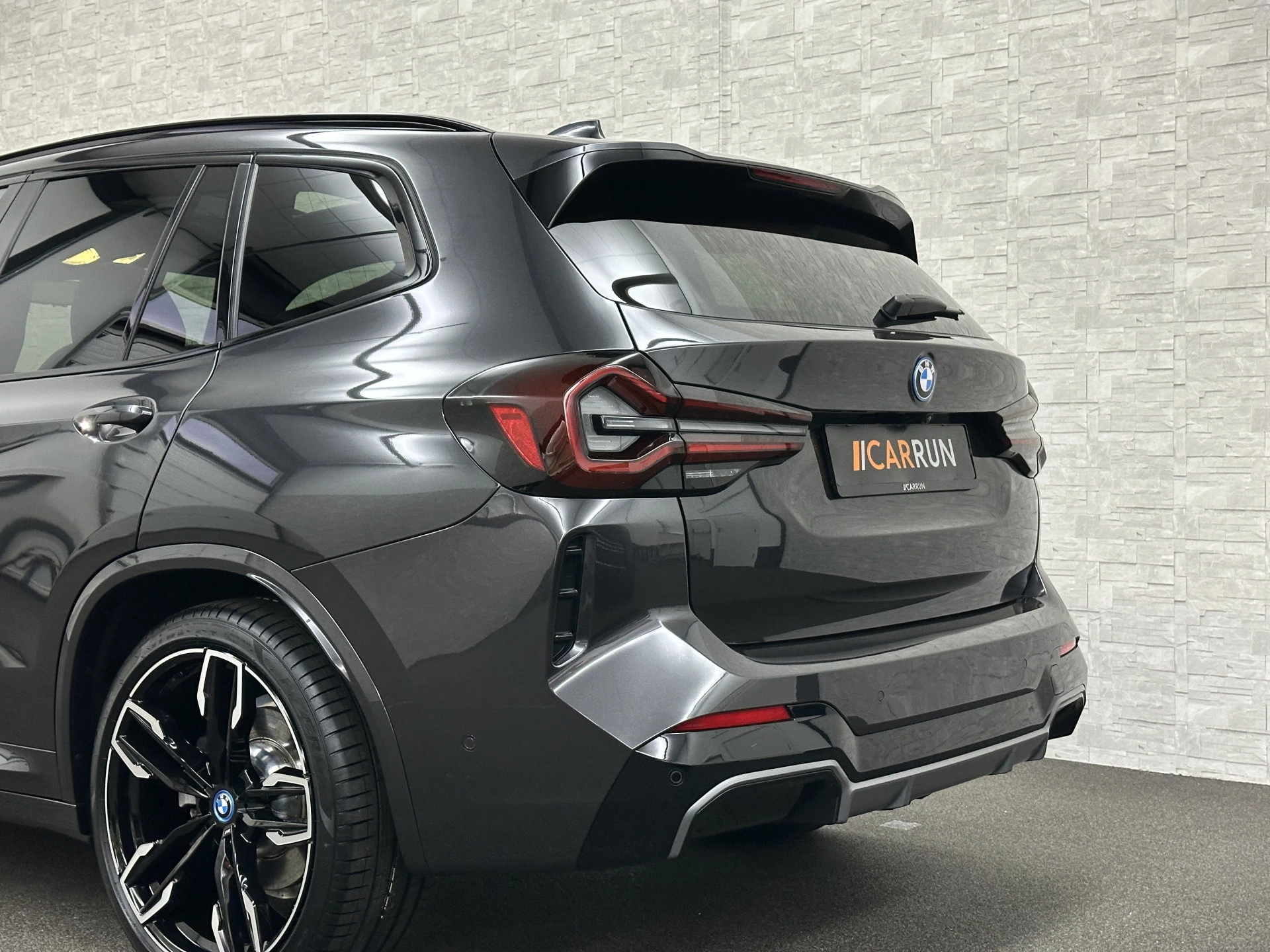 Hoofdafbeelding BMW iX3