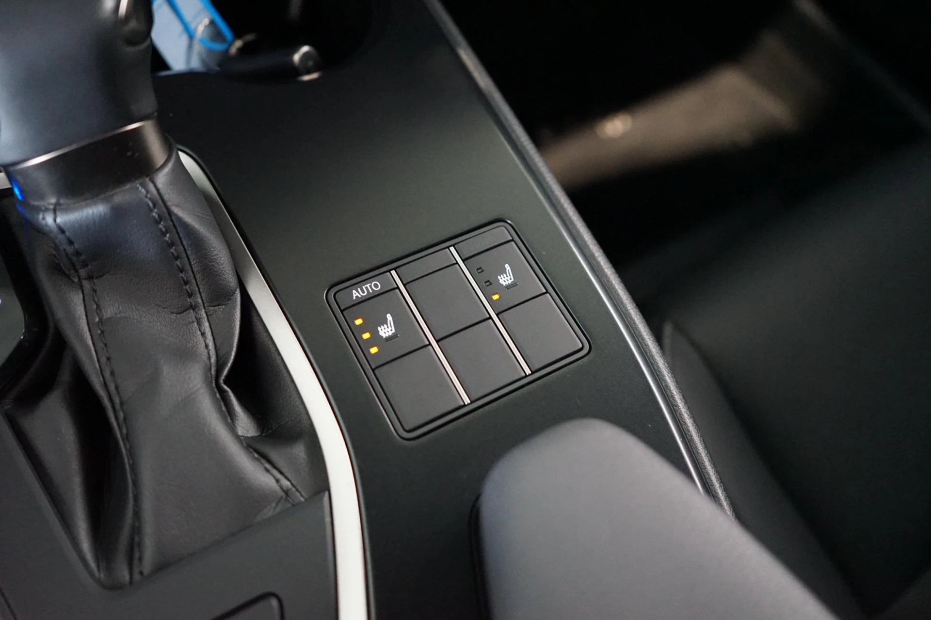 Hoofdafbeelding Lexus UX