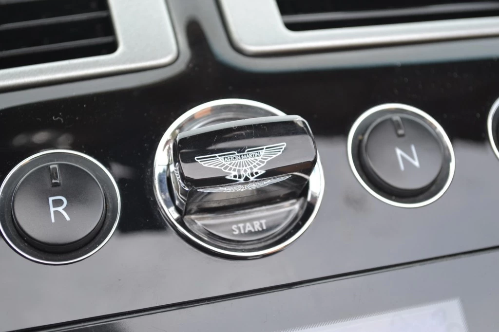 Hoofdafbeelding Aston Martin DBS