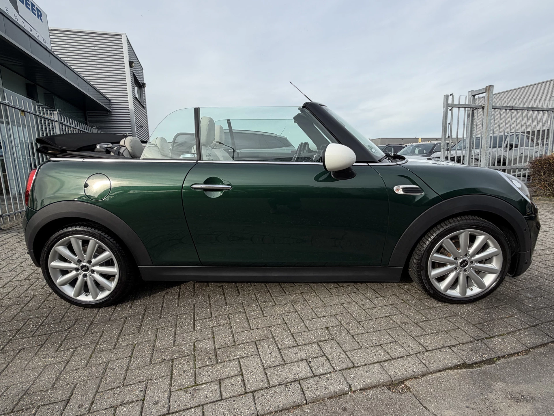 Hoofdafbeelding MINI Cooper Cabrio