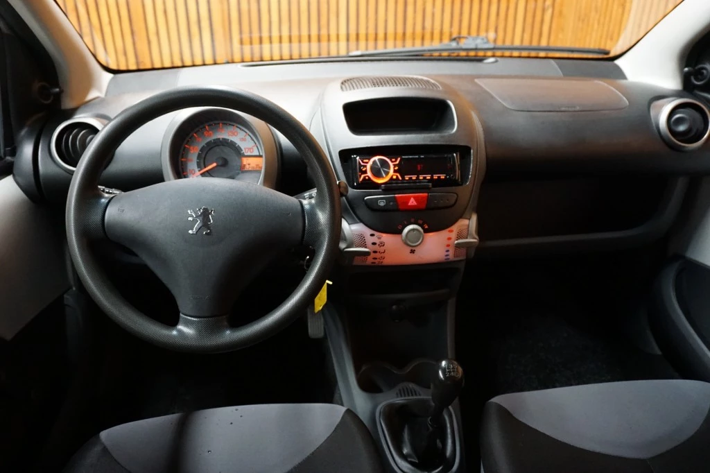 Hoofdafbeelding Peugeot 107