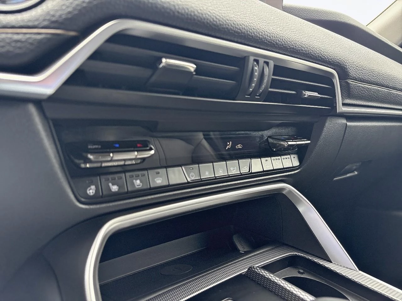 Hoofdafbeelding Mazda CX-60