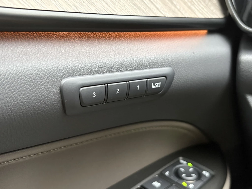 Hoofdafbeelding Lexus NX