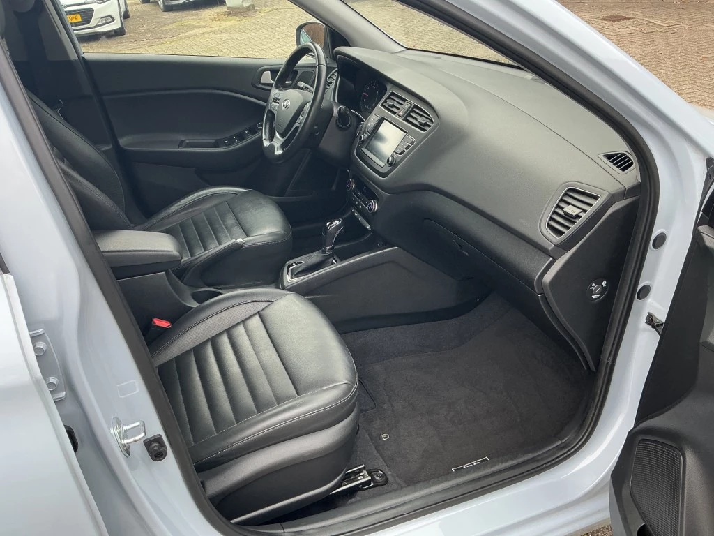 Hoofdafbeelding Hyundai i20