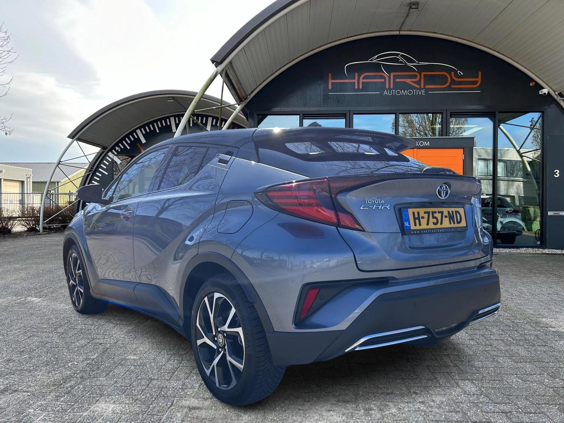 Hoofdafbeelding Toyota C-HR