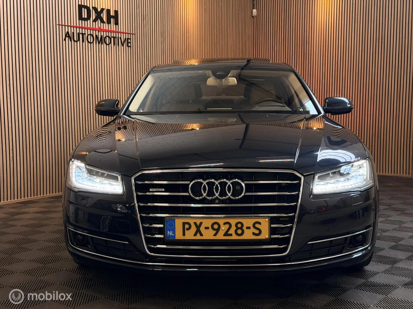 Hoofdafbeelding Audi A8