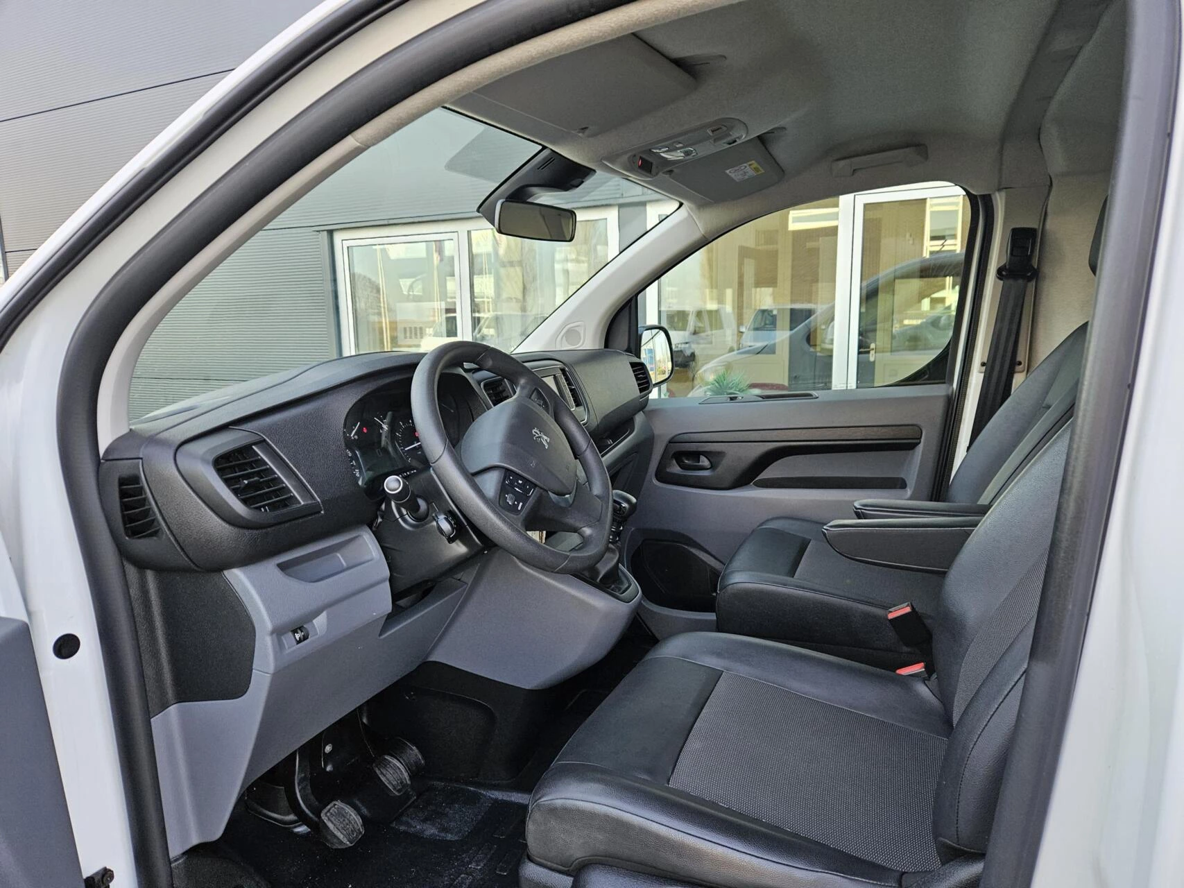 Hoofdafbeelding Peugeot Expert