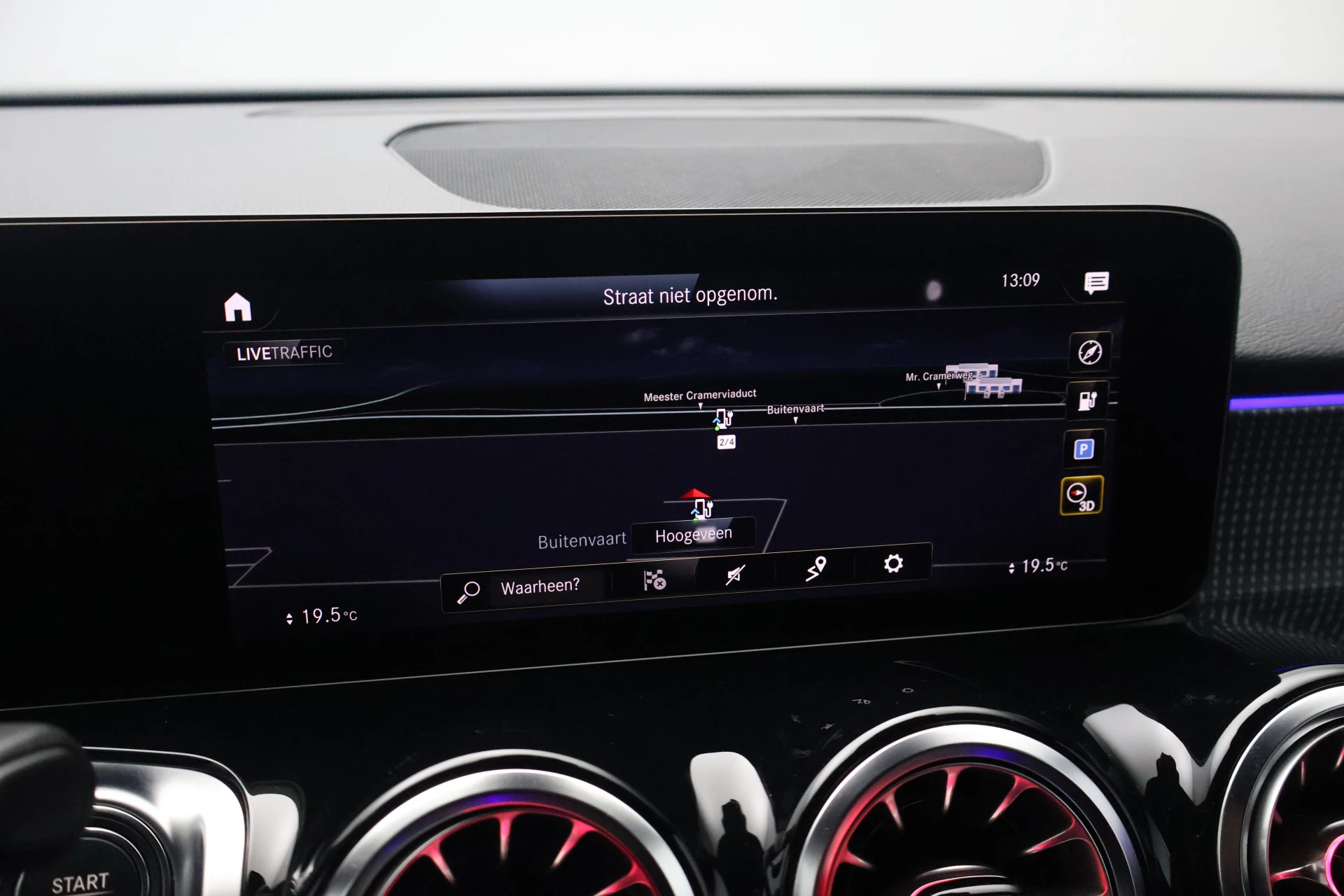 Hoofdafbeelding Mercedes-Benz EQB