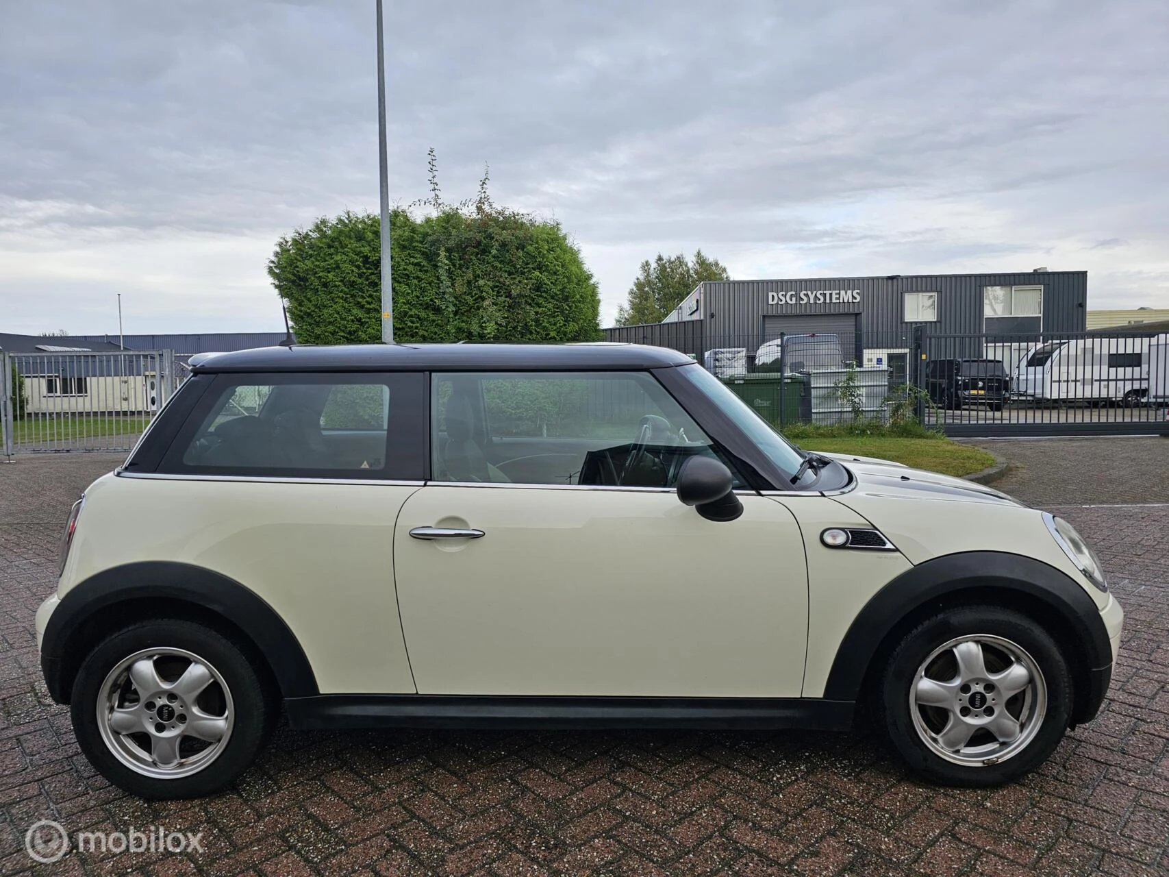 Hoofdafbeelding MINI One