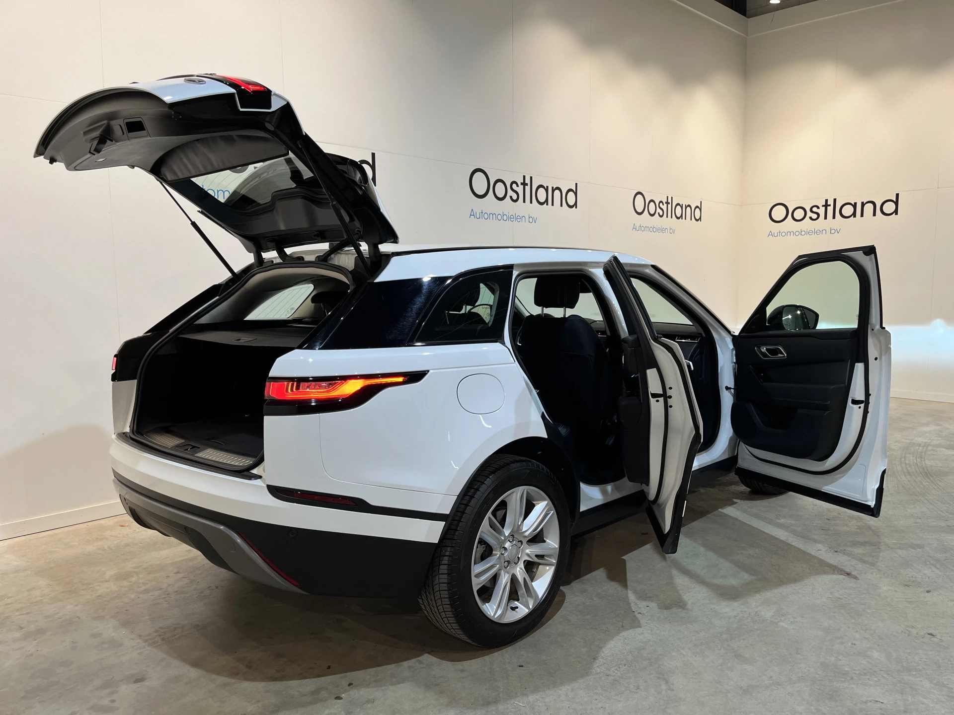 Hoofdafbeelding Land Rover Range Rover Velar
