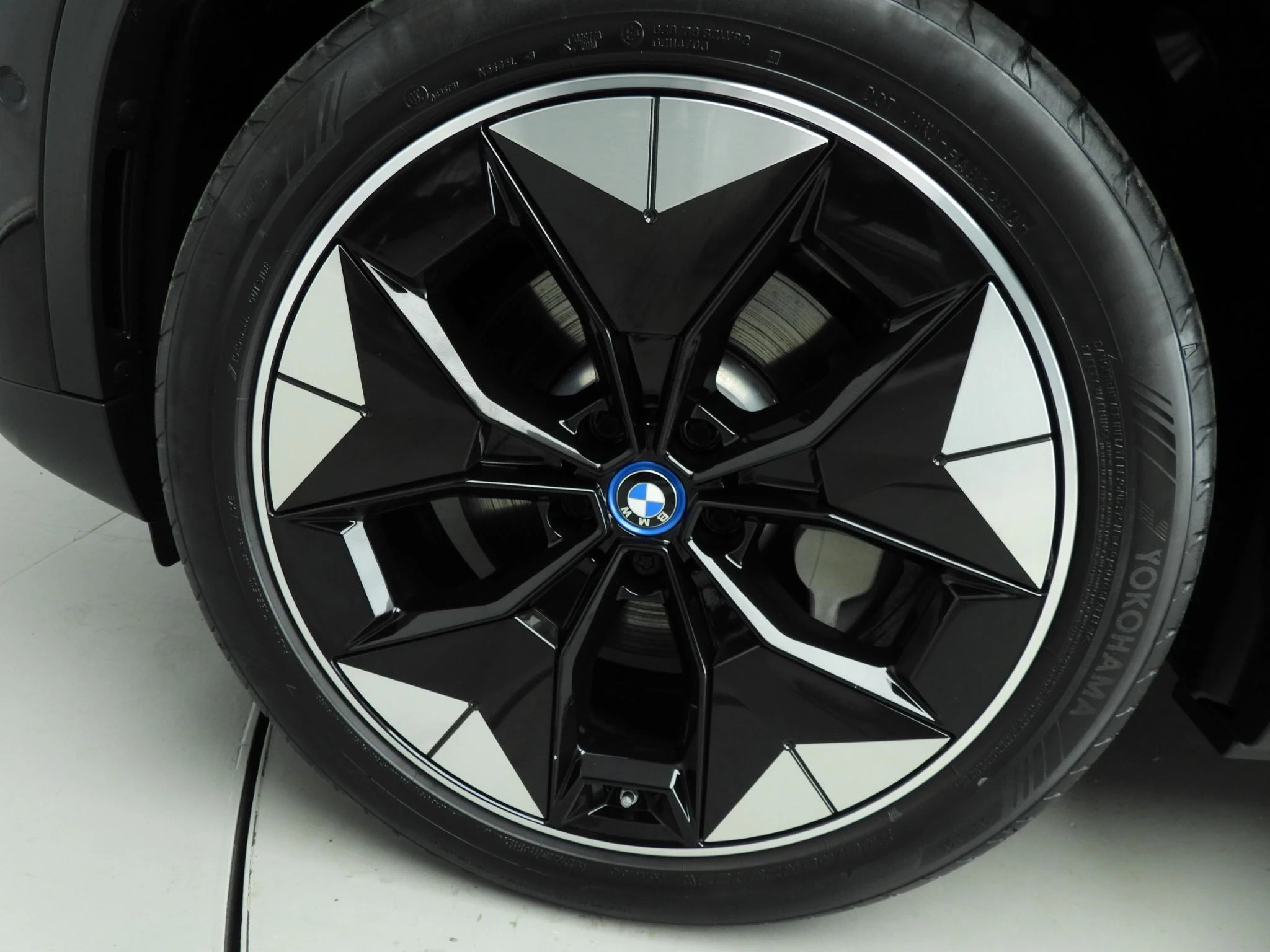 Hoofdafbeelding BMW iX3