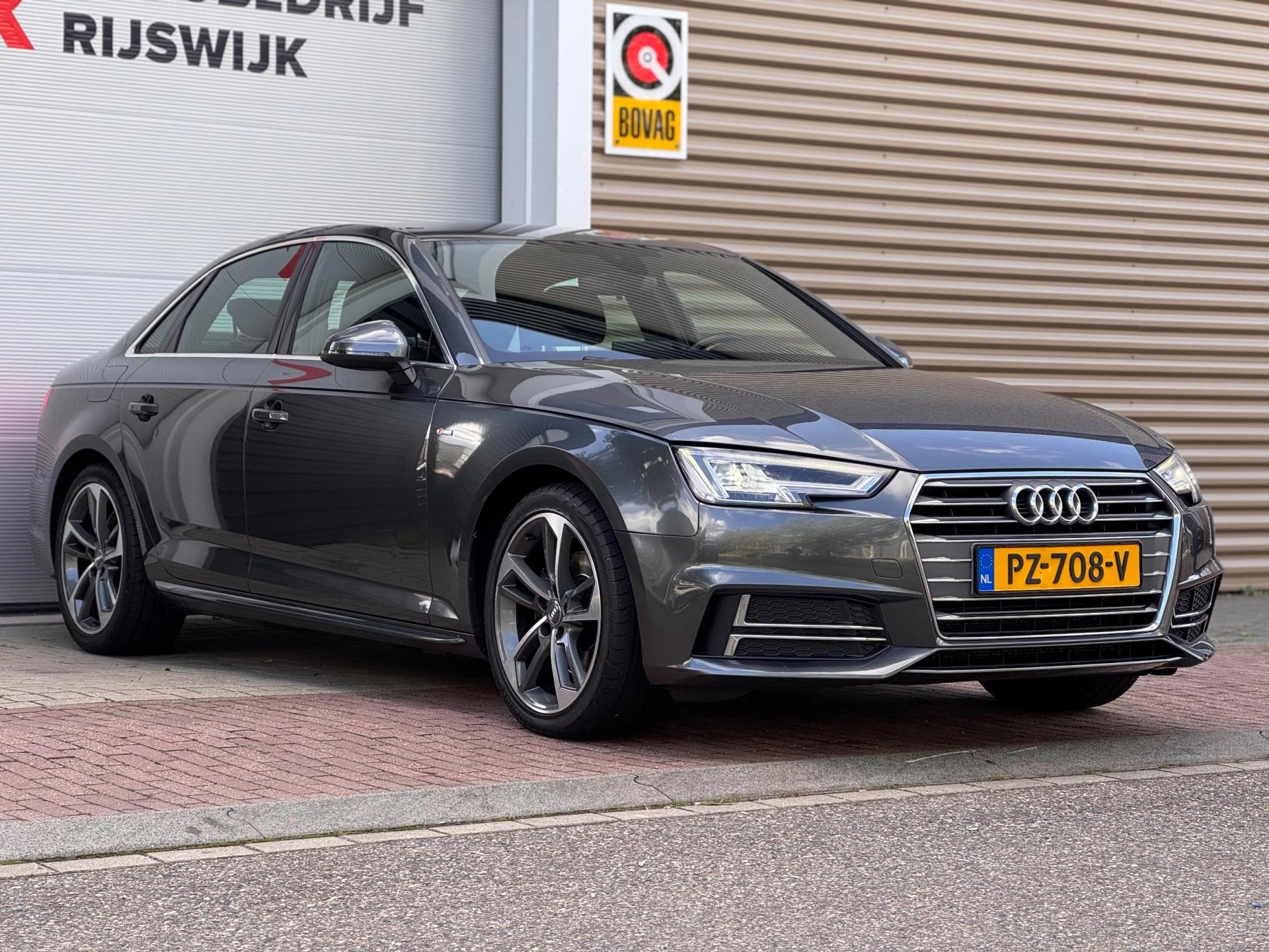 Hoofdafbeelding Audi A4