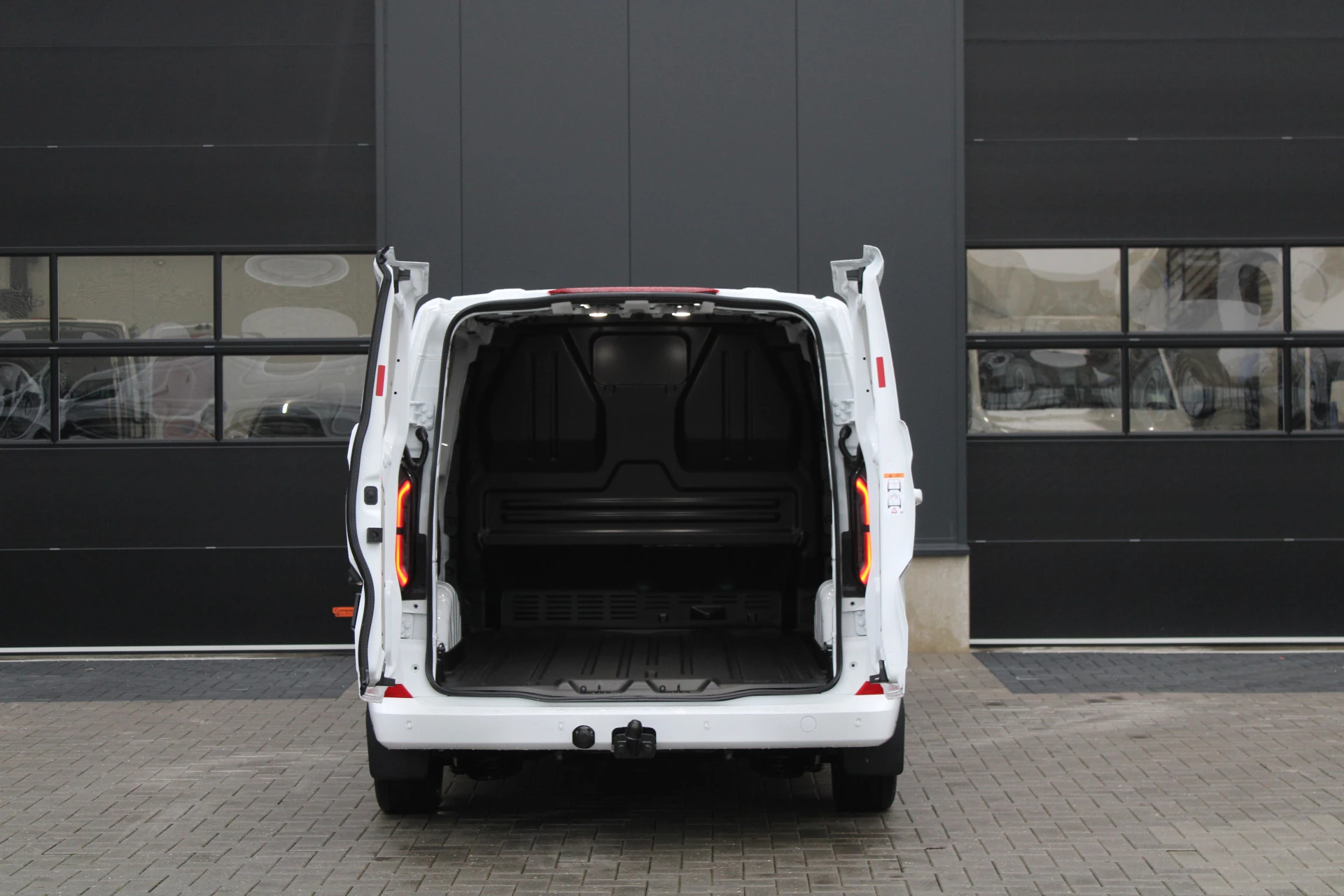 Hoofdafbeelding Ford E-Transit