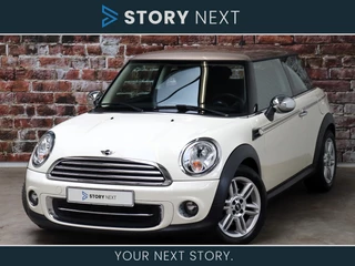 MINI Cooper Hatchback Hyde Park Automaat / Navigatie / Airconditioning / Cruise Control / Bluetooth / 16 Inch / Chrome Line / Sportstoelen / Interieurlijsten Pepper White / Dakspoiler