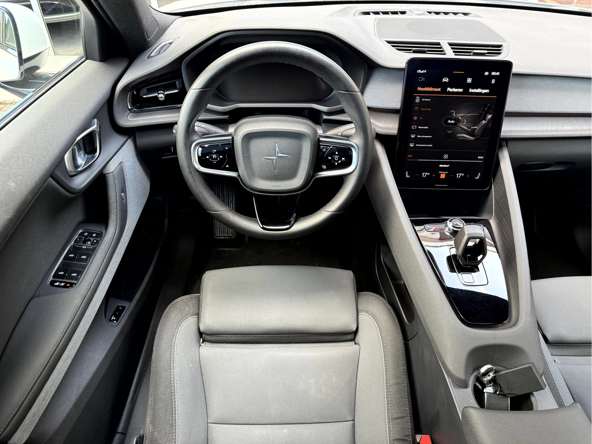 Hoofdafbeelding Polestar 2