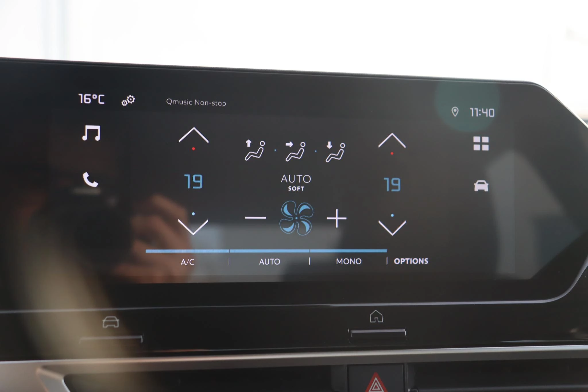 Hoofdafbeelding Citroën ë-C4 X