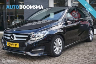 Hoofdafbeelding Mercedes-Benz B-Klasse Mercedes B-klasse 180 1.6 122pk Edition Automaat Trekhaak