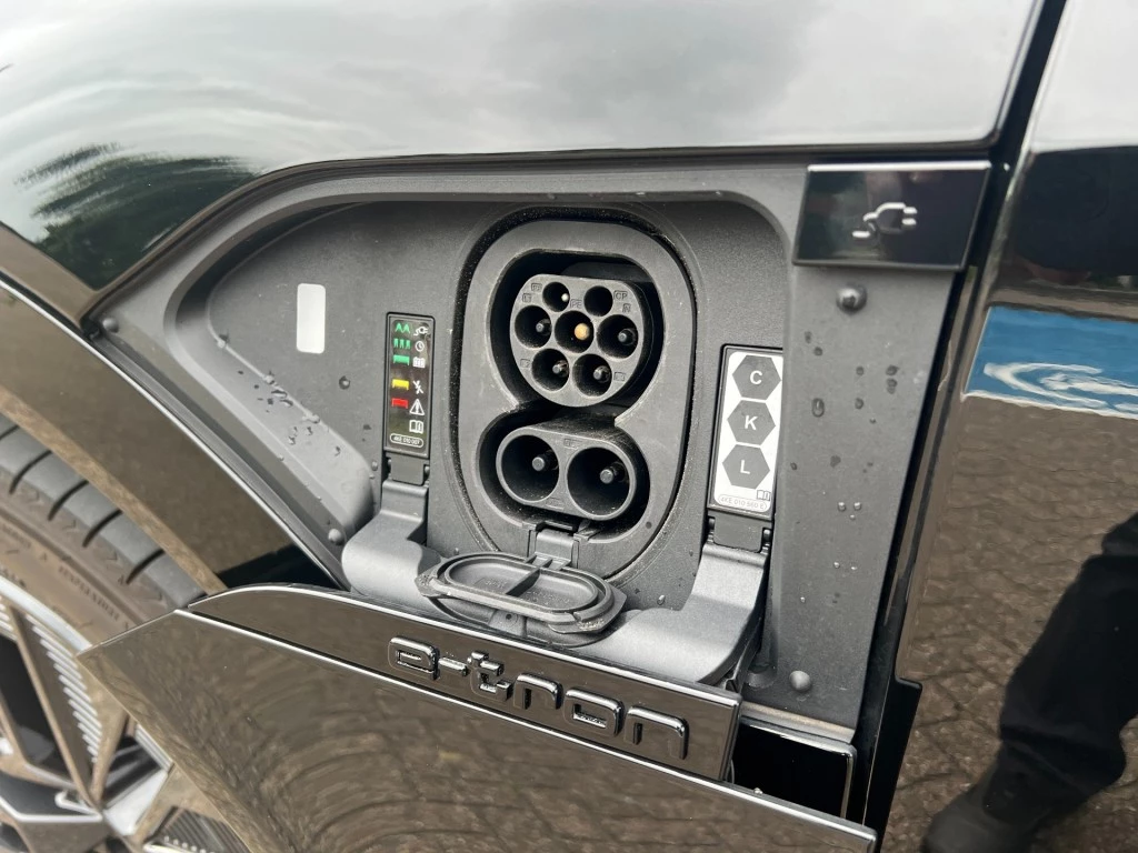 Hoofdafbeelding Audi Q8 e-tron