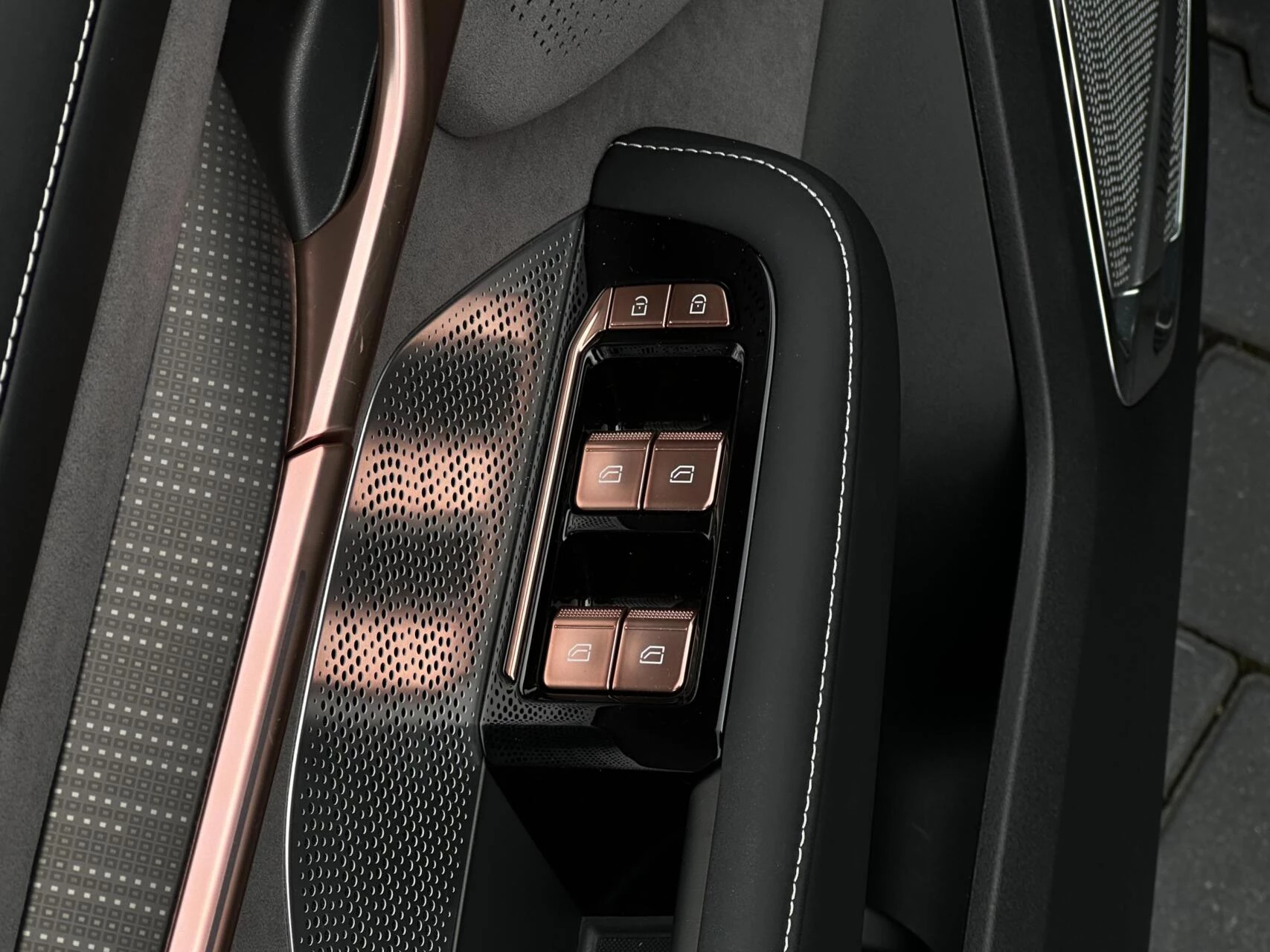 Hoofdafbeelding Zeekr 001