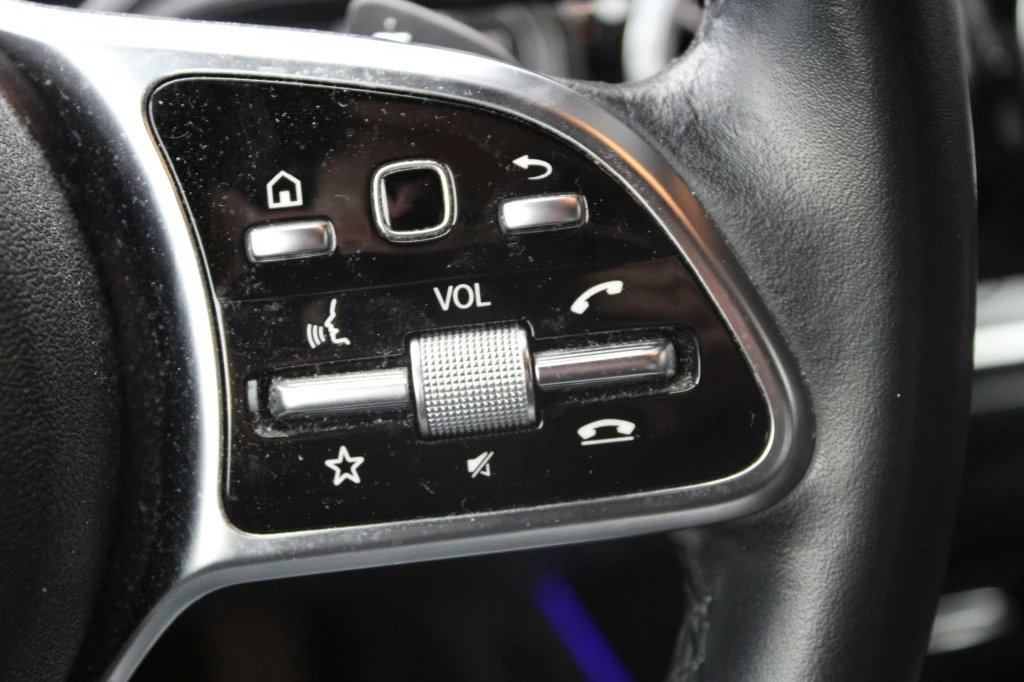 Hoofdafbeelding Mercedes-Benz EQA